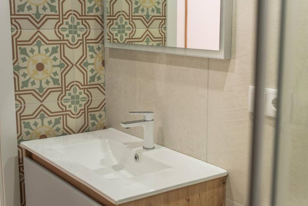 Holiday home Casa 8 Personas Con Jardin